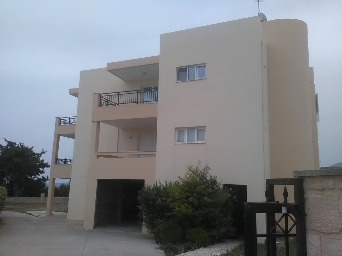 Bright Home In Rethymno Exterior foto